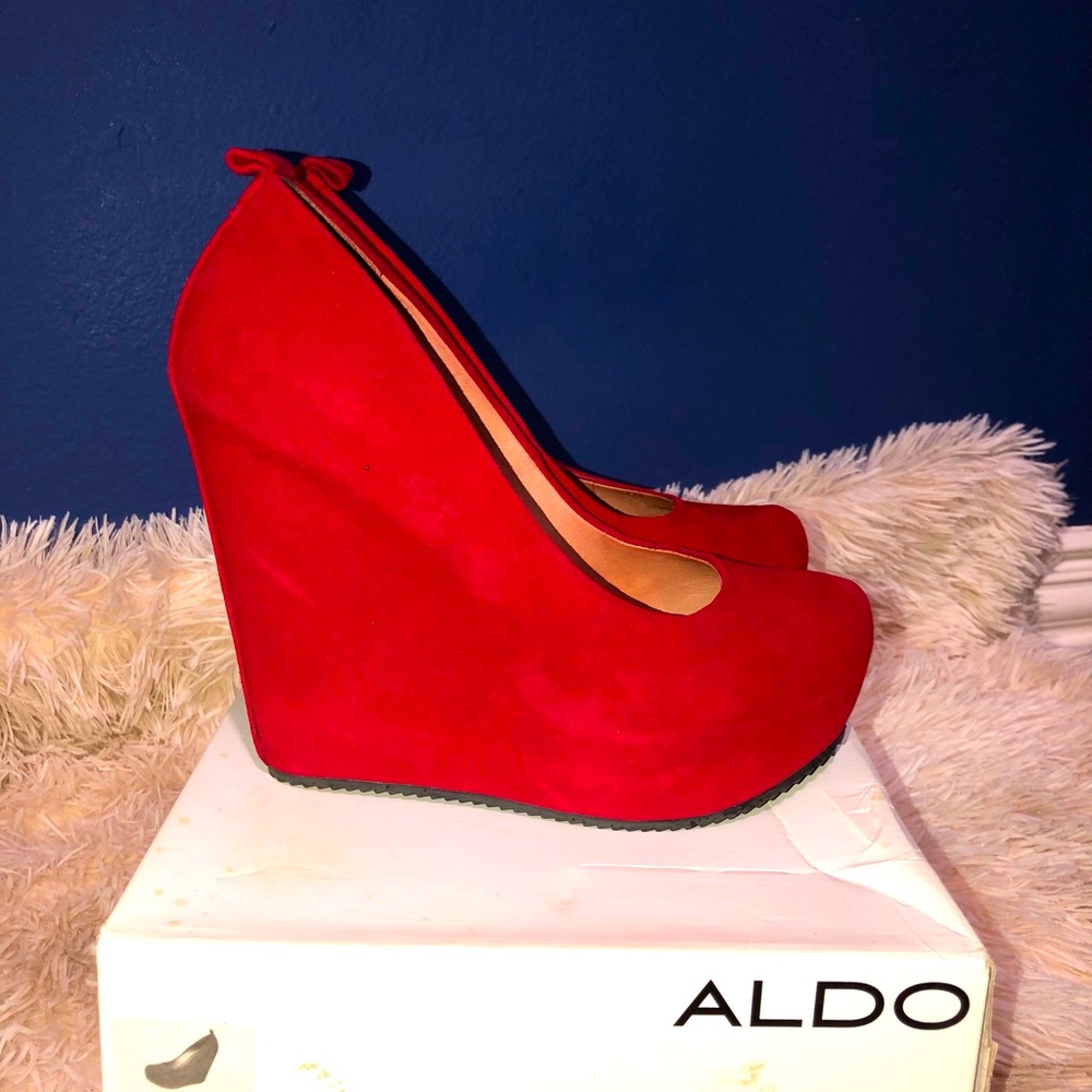 ALDO Women’s Wedge Platform Suede